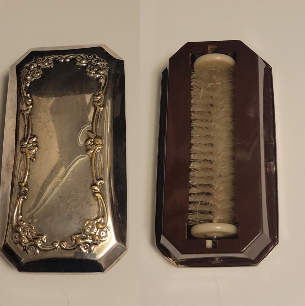 Vintage Victorian Style Sheridan Silver Silverplate Lint Brush